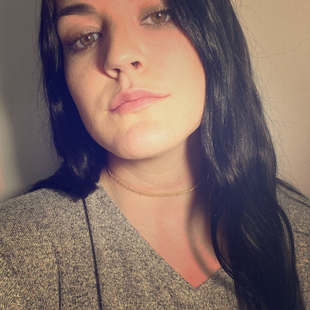 Golden choker